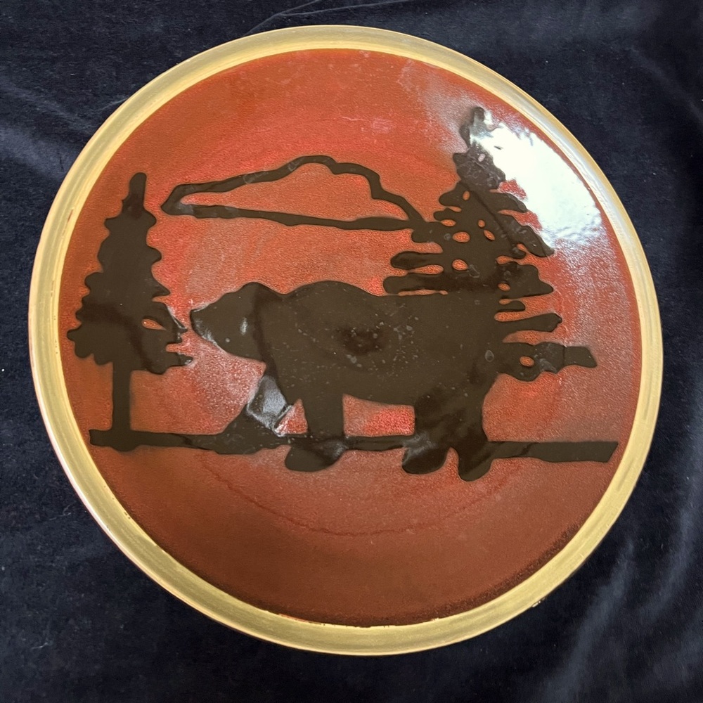 Mesa International Wilderness Bear Plate. 11.25” in diameter.